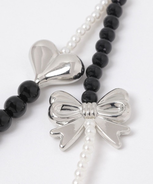 FOREVER 21（フォーエバー トゥエンティーワン）の「ビーズストラップ（チャーム・レディース・シルバー・FREE）」の3枚目の写真