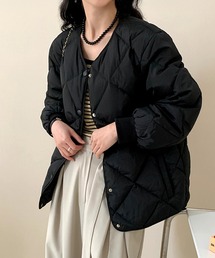 中綿入りノーカラーキルティングジャケット