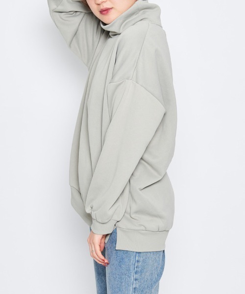 spiritoso（スピリトーゾ）の「【spiritoso】裏起毛オーバーサイズハイネックプルオーバー（その他トップス・レディース・オリーブ・FREE）」の5枚目の写真