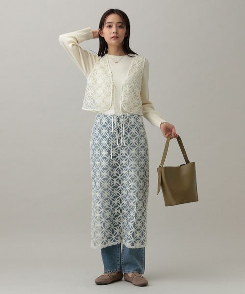 GLOBAL WORK(グローバルワーク)の「MATINEE LINE/レースレイヤードスカート/288806(スカート・レディース・アイボリー/ブラック・LARGE/MEDIUM)」の3枚目の写真