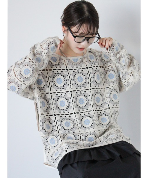 ehka sopo(エヘカソポ)の「かぎ針風プルオーバー(ニット/セーター・レディース・ブラック/グレー/キナリ・F)」の3枚目の写真