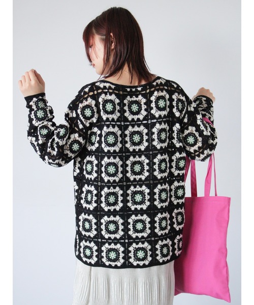 ehka sopo(エヘカソポ)の「かぎ針風プルオーバー(ニット/セーター・レディース・ブラック/グレー/キナリ・F)」の22枚目の写真