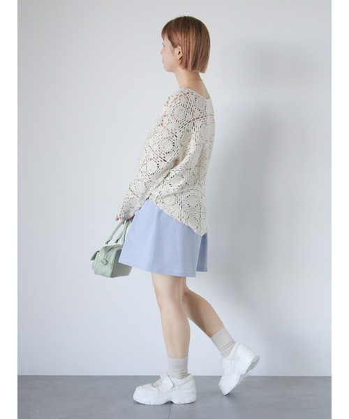 ehka sopo(エヘカソポ)の「かぎ針風プルオーバー(ニット/セーター・レディース・ブラック/グレー/キナリ・F)」の9枚目の写真