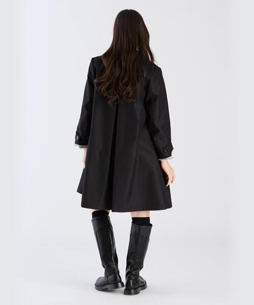 To b. by agnes b.（トゥービーバイアニエスベー）の「Aライン コート ”Pimilico”（ステンカラーコート・レディース・ブラック・36/38/40）」の2枚目の写真