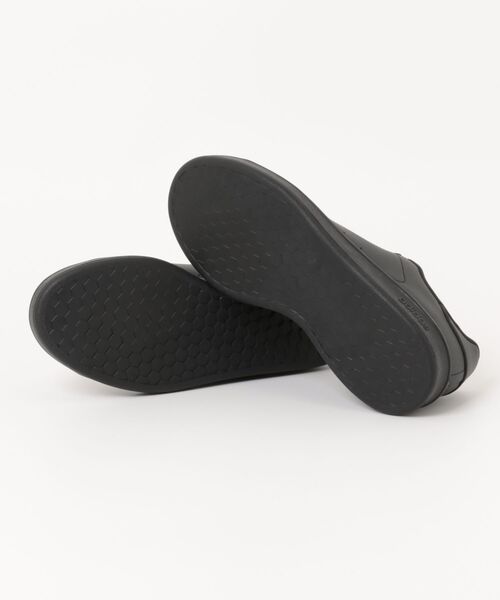 adidas(アディダス)の「【adidas】 URBAN COURT M(スニーカー・メンズ・ブラック×ブラック・25.0cm/25.5cm/26.0cm/26.5cm/27.0cm/27.5cm/28.0cm/29.0cm)」の3枚目の写真