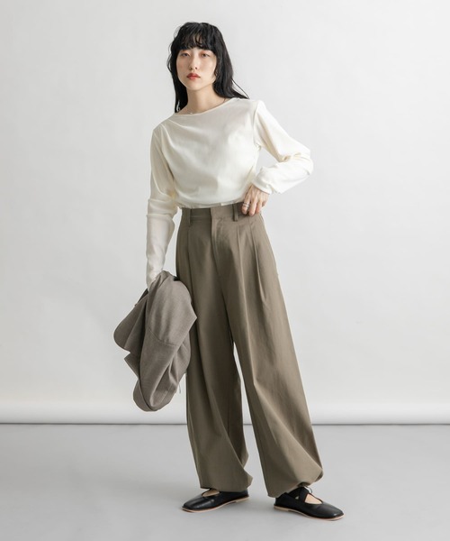 KBF(ケイビーエフ)の「シアーベロアドレープトップス(Tシャツ/カットソー・レディース・アイボリー/ブラウン系その他/グレー・ONE)」の9枚目の写真