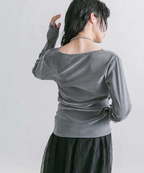 KBF(ケイビーエフ)の「シアーベロアドレープトップス(Tシャツ/カットソー・レディース・アイボリー/ブラウン系その他/グレー・ONE)」の14枚目の写真