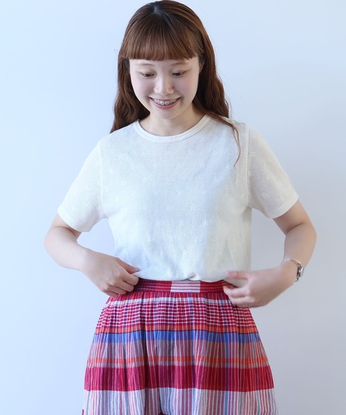 bulle de savon(ビュルデサボン)の「△hana×mesh ジャガード 半袖プルオーバー(Tシャツ/カットソー・レディース・カーキ/チャコールグレー/ホワイト/キナリ・FREE)」の1枚目の写真