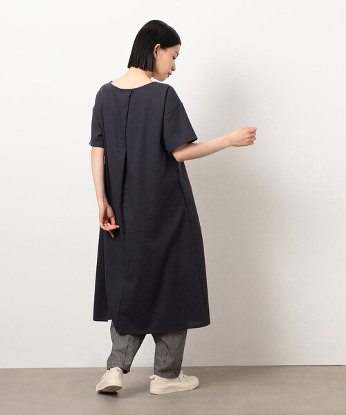 COMME CA ISM（コムサイズム）の「デイリーリラックスワンピース ナチュラル（ワンピース・レディース・ブラウン/ネイビー/オリーブ/マスタード・LARGE/MEDIUM）」の15枚目の写真