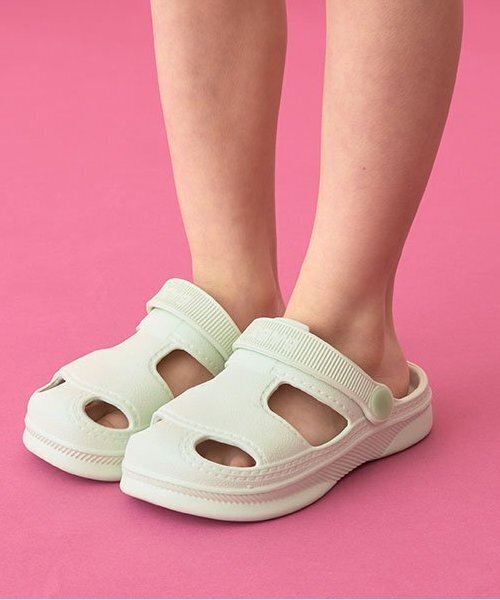 Lycee mine(リセマイン)の「【フロントカバーで安心】EVAサンダル(サンダル・キッズ・オフホワイト/ライトピンク/エメラルド/ブラック/イエロー/グリーン系その他・15cm/16cm/14cm/18cm/17cm)」の3枚目の写真