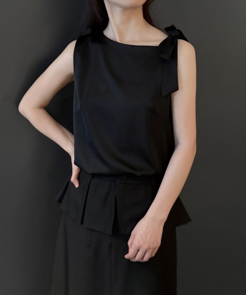 on:nue（オンニュ）の「【on:nue】[お気に入り登録数10,000突破！][着用動画あり！/3色展開] ワンショルダーリボンブラウス（シャツ/ブラウス・レディース・ベージュ/アイボリー/ブラック・FREE）」の19枚目の写真