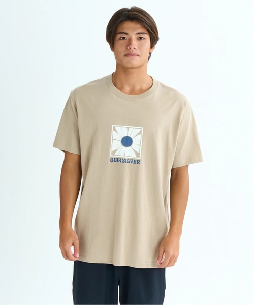 Quiksilver(クイックシルバー)の「BLOOMY ST /クイックシルバーデイジーグラフィック天竺半袖Tシャツ(Tシャツ/カットソー・メンズ・ホワイト/ブラック/イエロー/カーキ・X-LARGE/MEDIUM/LARGE)」の3枚目の写真