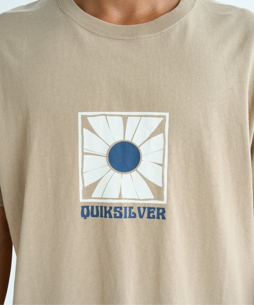 Quiksilver(クイックシルバー)の「BLOOMY ST /クイックシルバーデイジーグラフィック天竺半袖Tシャツ(Tシャツ/カットソー・メンズ・ホワイト/ブラック/イエロー/カーキ・X-LARGE/MEDIUM/LARGE)」の8枚目の写真