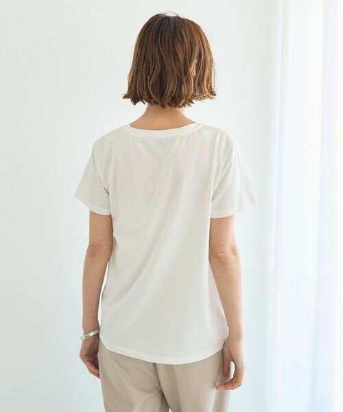 YECCA VECCA(イェッカヴェッカ)の「フォトプリントTee(Tシャツ/カットソー・レディース・オフホワイト/ブラック・FREE)」の5枚目の写真