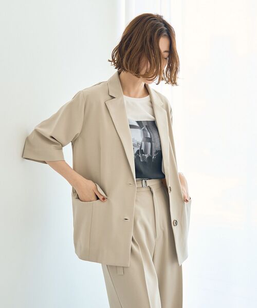 YECCA VECCA(イェッカヴェッカ)の「フォトプリントTee(Tシャツ/カットソー・レディース・オフホワイト/ブラック・FREE)」の9枚目の写真