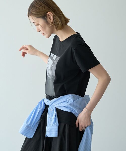 YECCA VECCA(イェッカヴェッカ)の「フォトプリントTee(Tシャツ/カットソー・レディース・オフホワイト/ブラック・FREE)」の11枚目の写真