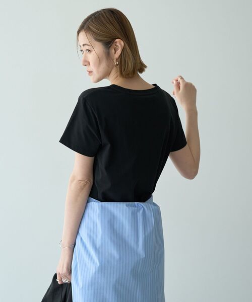 YECCA VECCA(イェッカヴェッカ)の「フォトプリントTee(Tシャツ/カットソー・レディース・オフホワイト/ブラック・FREE)」の12枚目の写真