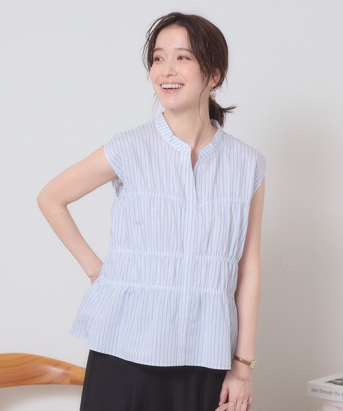ITS'DEMO（イッツデモ）の「【洗濯機OK】ギャザーストライプブラウス（シャツ/ブラウス・レディース・ホワイト系5/ブルー系2/サックスブルー系2・00）」の2枚目の写真