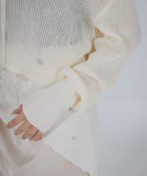 SENEE（セニー）の「cropped sheer cardigan（クロップドシアー