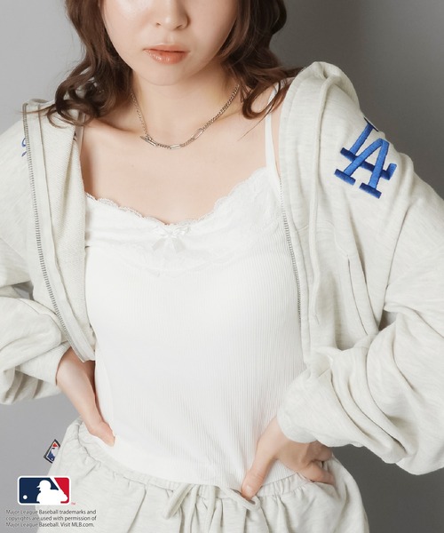 SPINNS（スピンズ）の「カップ付きキャミソール/リボン/レース（キャミソール・レディース・グレー/ブラック/ホワイト・ONESIZE）」の19枚目の写真