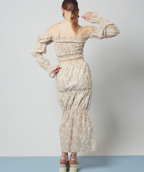 HONEY MI HONEY(ハニーミーハニー)の「Toile de Jouy shirring blouse(シャツ/ブラウス・レディース・ベージュ・FREE)」の4枚目の写真