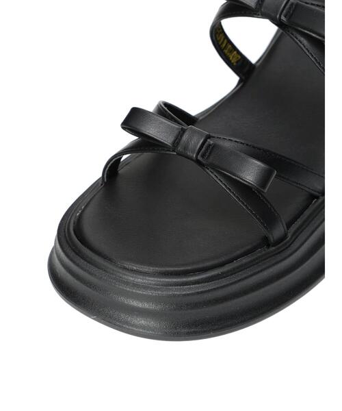 ehka sopo（エヘカソポ）の「ナローリボンサンダル（サンダル・レディース・オフホワイト/シルバー/ブラック・M/L）」の14枚目の写真