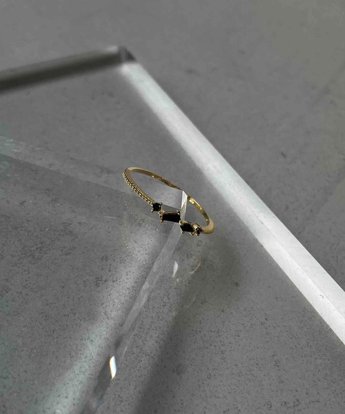 Scrap Book（スクラップブック）の「【Scrap Book】SV925　オニキスパーツリングGD（リング・レディース・ゴールド・9/11/13/15 ）」の4枚目の写真