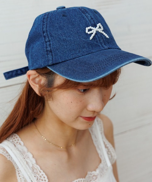 flower（フラワー）の「パールリボンキャップ（キャップ・レディース・ブルー/ネイビー・FREE）」の3枚目の写真