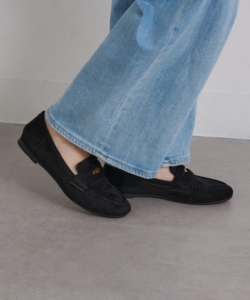 SETUP7(セットアップセブン)の「通勤にもデイリーにも使える♪【SETUP7】コインローファー フラットローファー ペニーローファー/合皮/スウェード/ローヒール/通勤/オフィス/カジュアル/レディース KNF142(ローファー・レディース・ダークブラウン/ベージュ/ブラック・36/37/38/39)」の5枚目の写真