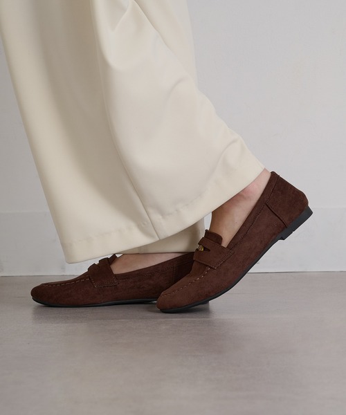 SETUP7(セットアップセブン)の「通勤にもデイリーにも使える♪【SETUP7】コインローファー フラットローファー ペニーローファー/合皮/スウェード/ローヒール/通勤/オフィス/カジュアル/レディース KNF142(ローファー・レディース・ダークブラウン/ベージュ/ブラック・36/37/38/39)」の10枚目の写真