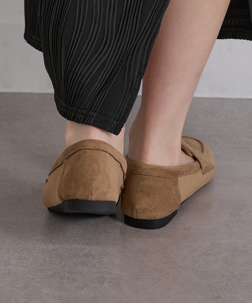 SETUP7(セットアップセブン)の「通勤にもデイリーにも使える♪【SETUP7】コインローファー フラットローファー ペニーローファー/合皮/スウェード/ローヒール/通勤/オフィス/カジュアル/レディース KNF142(ローファー・レディース・ダークブラウン/ベージュ/ブラック・36/37/38/39)」の16枚目の写真