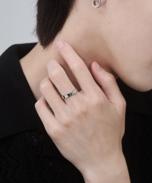 WYZ surgical stainless（ダブリューワイジィーサージカルステンレス）の「【 金属アレルギー対応 】サージカルステンレス シンプルリング（リング・メンズ・ゴールド/ブラック/シルバー・16号/18号/20号）」の13枚目の写真