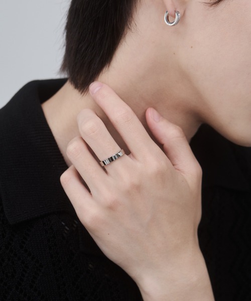 WYZ surgical stainless（ダブリューワイジィーサージカルステンレス）の「【 金属アレルギー対応 】サージカルステンレス シンプルリング（リング・メンズ・ゴールド/ブラック/シルバー・16号/18号/20号）」の16枚目の写真