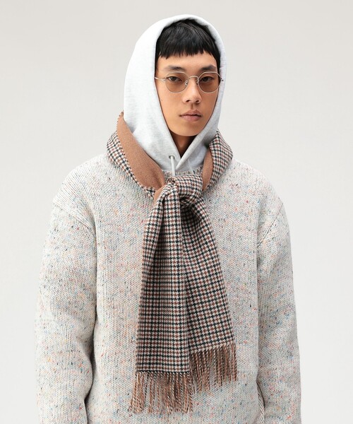 BEAMS（ビームス）の「カシミヤ リバーシブル マフラー（マフラー・メンズ・チャコールグレー/カーキ/ネイビー・ONE SIZE）」の2枚目の写真