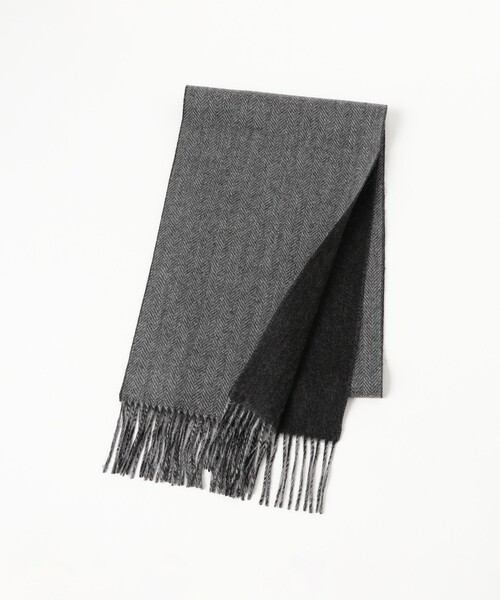 BEAMS（ビームス）の「カシミヤ リバーシブル マフラー（マフラー・メンズ・チャコールグレー/カーキ/ネイビー・ONE SIZE）」の4枚目の写真