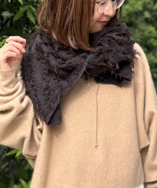 NOLLEY’S(ノーリーズ)の「フリンジストール(ストール/ショール・レディース・ホワイト/ダークブラウン/ライトグレー・FREE)」の3枚目の写真