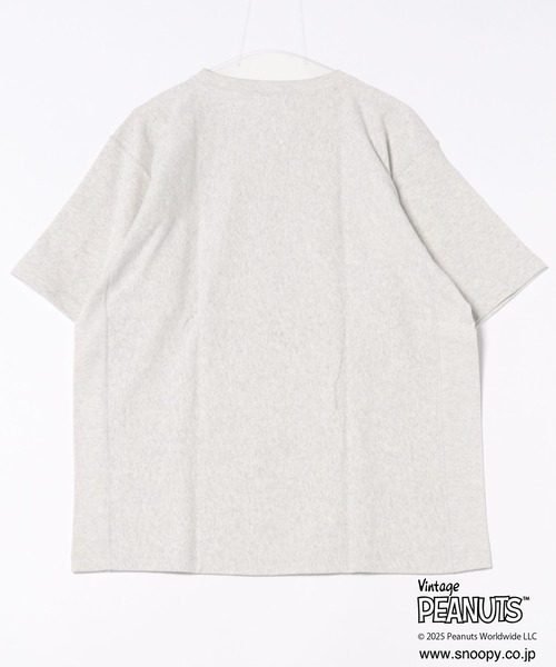 Champion（チャンピオン）の「【Champion】C3-B351/RW SHORT SLEEVE T-SHIRT/PEANUTSコラボ/Tシャツ/ピーナッツ/スヌーピー（Tシャツ/カットソー・メンズ・オートミール/ホワイト/ネイビー・XL/L/M）」の4枚目の写真