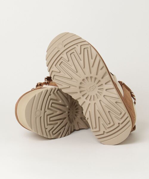 UGG(アグ)の「UGG/アグ/Astromel/アストロメル(スニーカー・レディース・ベージュ・7/6)」の3枚目の写真