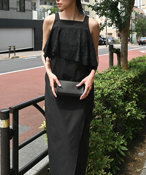 WILLFULLY(ウィルフリー)の「lace asymmetry frill cocoon OP(ワンピース・レディース・ブラック/ホワイト系その他/カーキブラウン・FREE)」の21枚目の写真