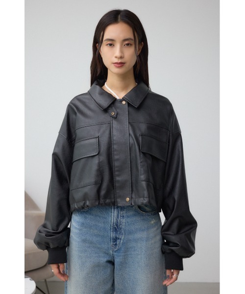 AZUL by moussy(アズールバイマウジー)の「フェイクレザーショートブルゾン(ブルゾン・レディース・ダークブラウン/ブラック・FREE)」の6枚目の写真
