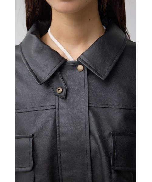 AZUL by moussy(アズールバイマウジー)の「フェイクレザーショートブルゾン(ブルゾン・レディース・ダークブラウン/ブラック・FREE)」の9枚目の写真