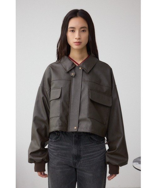 AZUL by moussy(アズールバイマウジー)の「フェイクレザーショートブルゾン(ブルゾン・レディース・ダークブラウン/ブラック・FREE)」の21枚目の写真