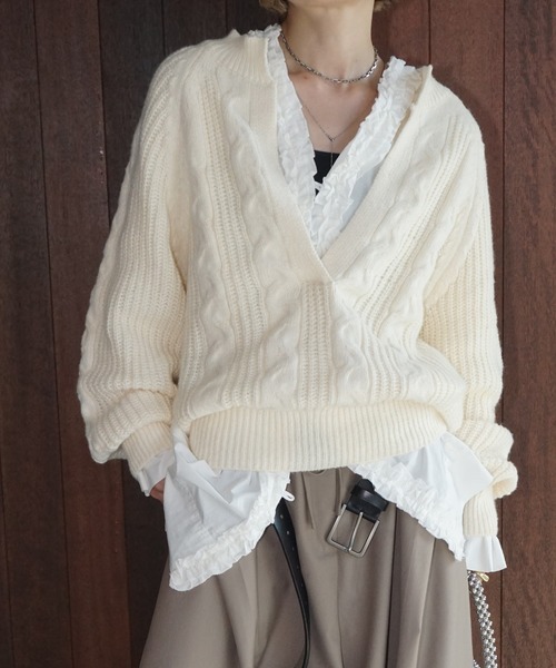 chuclla（チュクラ）の「キーネック ケーブルニットトップ chw25a039（ニット/セーター・レディース・アイボリー/ブラック・FREE）」の2枚目の写真