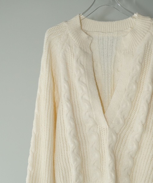 chuclla（チュクラ）の「キーネック ケーブルニットトップ chw25a039（ニット/セーター・レディース・アイボリー/ブラック・FREE）」の18枚目の写真