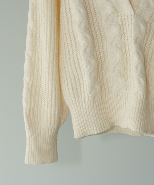 chuclla（チュクラ）の「キーネック ケーブルニットトップ chw25a039（ニット/セーター・レディース・アイボリー/ブラック・FREE）」の19枚目の写真