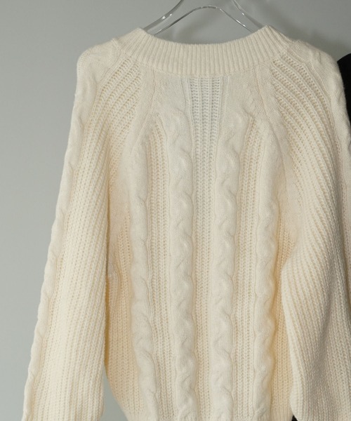 chuclla（チュクラ）の「キーネック ケーブルニットトップ chw25a039（ニット/セーター・レディース・アイボリー/ブラック・FREE）」の20枚目の写真