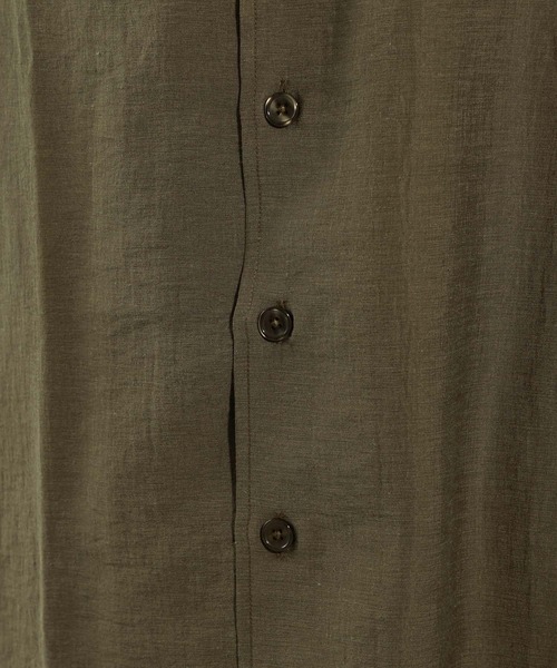 BAYFLOW（ベイフロー）の「[セットアップ可]クールタッチリネン長袖シャツ【接触冷感】（シャツ/ブラウス・メンズ・カーキ/チャコールグレー・MEDIUM/LARGE）」の11枚目の写真