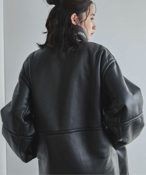 feepur(フェピュール)の「フェイクムートンB-3フライトジャケット(ムートンコート・レディース・ブラック/ブラウン・MEDIUM)」の21枚目の写真