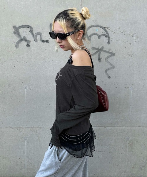 sedacle girl(セダクルガール)の「フリルキャミセットシースルーロンT(Tシャツ/カットソー・レディース・ボルドー/オフホワイト/チャコールグレー・SMALL/MEDIUM)」の16枚目の写真