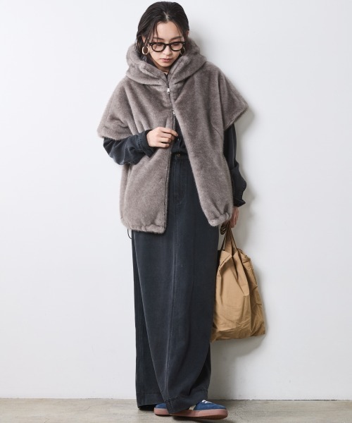 CHIC STYLE（シックスタイル）の「フェイクファーベスト＜大きいサイズ有＞シックスタイル（ベスト・レディース・ブラウン系/グレー系・M/L/LL/3L/4L/5L）」の8枚目の写真